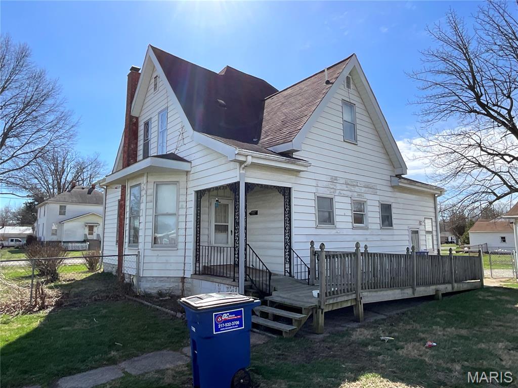 625 Montgomery Street Staunton, IL 62088 - Photo 29 of 33