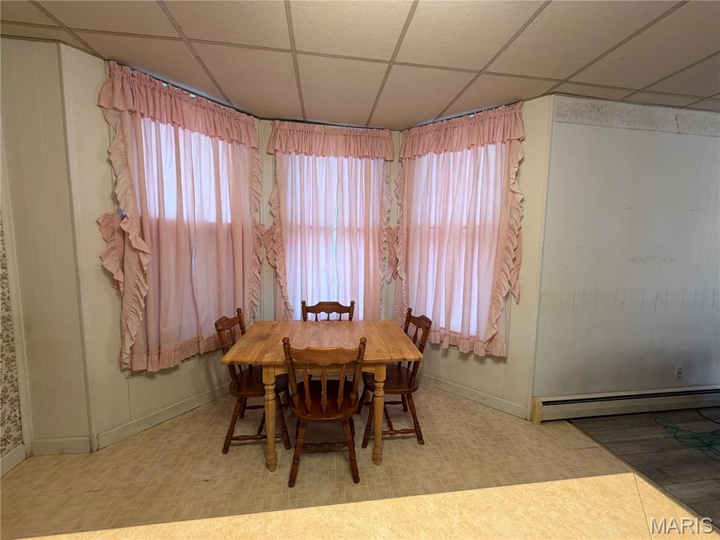 625 Montgomery Street Staunton, IL 62088 - Photo 7 of 33