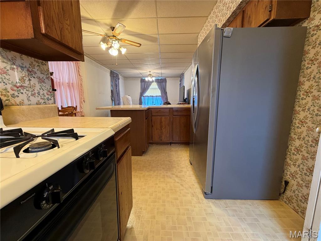 625 Montgomery Street Staunton, IL 62088 - Photo 8 of 33