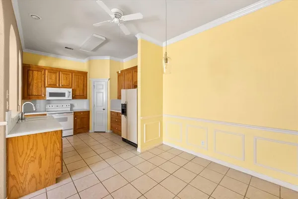 $1,950 | 2311 Ragland Road, Mansfield, TX 76063