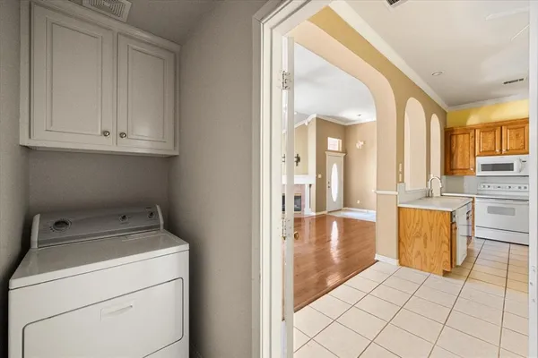 $1,950 | 2311 Ragland Road, Mansfield, TX 76063
