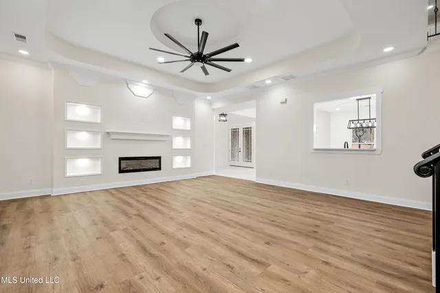 $590,000 | 4304 Edwin Road, Horn Lake, MS 38637