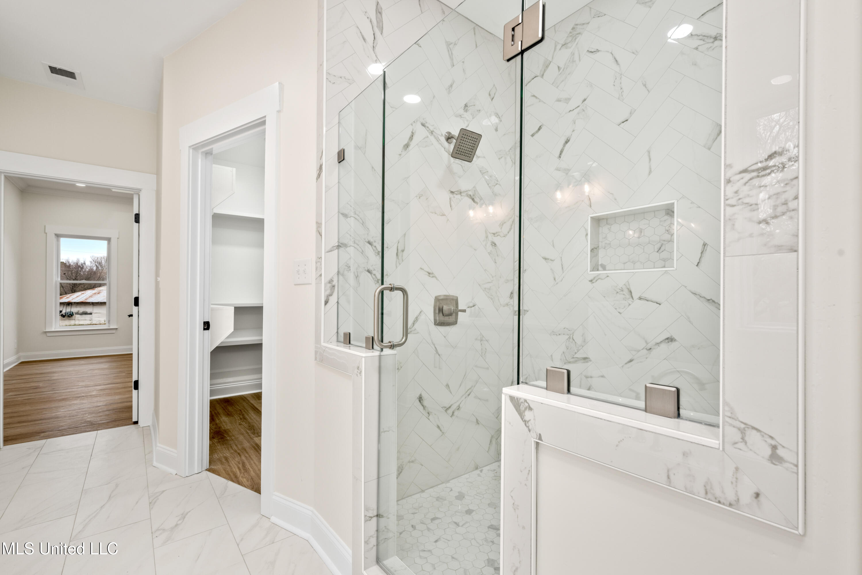 4304 Edwin Road Horn Lake, MS 38637 - Photo 20 of 40 4304 Edwin Road-15