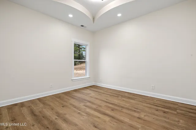 $590,000 | 4304 Edwin Road, Horn Lake, MS 38637