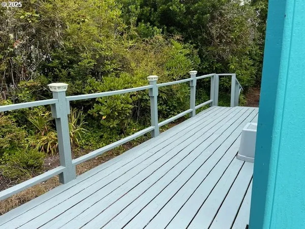 $191,000 | 1600 Rhododendron Drive, Unit 41, Florence, OR 97439