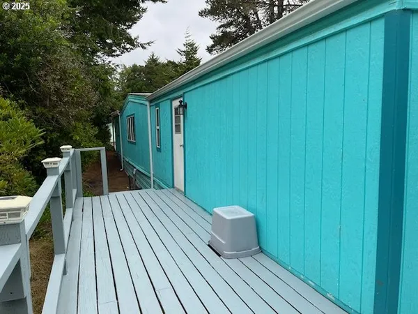 $191,000 | 1600 Rhododendron Drive, Unit 41, Florence, OR 97439