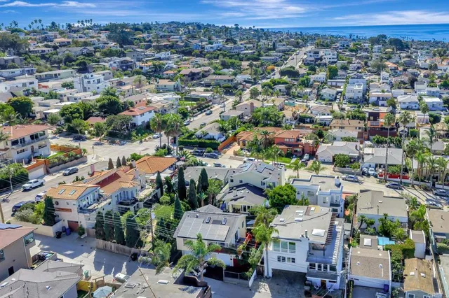 $4,399,000 | 4620 Narragansett Avenue, San Diego, CA 92107