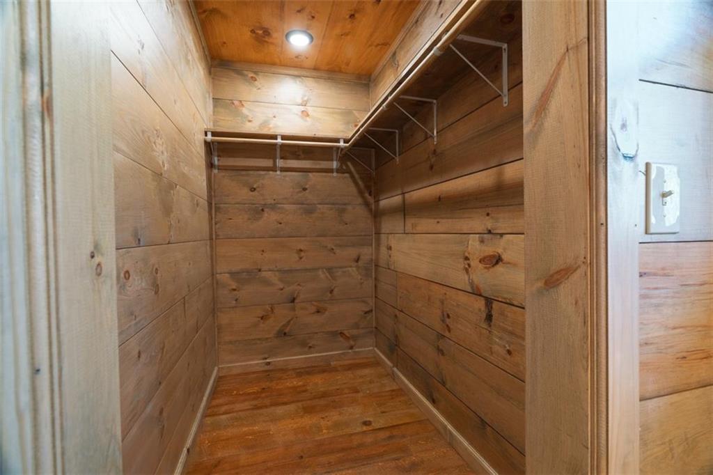 85 Moreland Trail Blue Ridge, GA 30513 - Photo 32 of 37 a bathroom with a shower