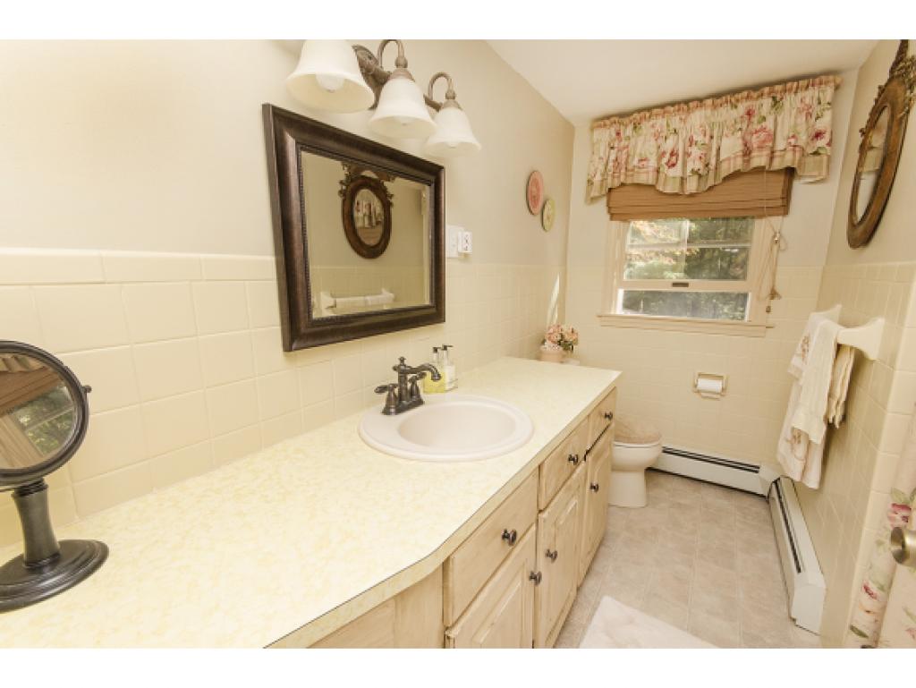 7 Lincoln Road Newton, NH 03858 - Photo 18 of 25
