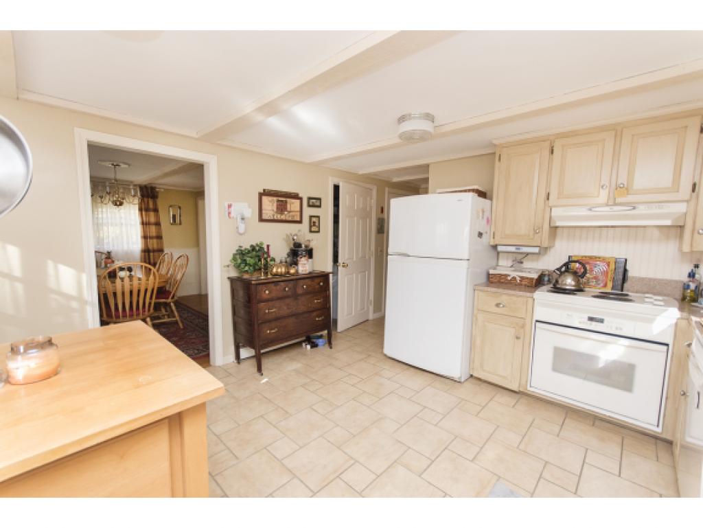 7 Lincoln Road Newton, NH 03858 - Photo 5 of 25