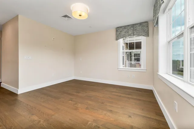 $589,000 | 7 Longview Drive, Unit 105, Atkinson, NH 03811