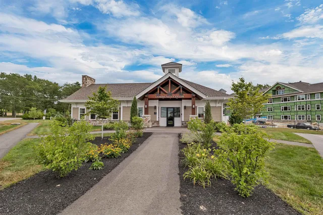 $589,000 | 7 Longview Drive, Unit 105, Atkinson, NH 03811