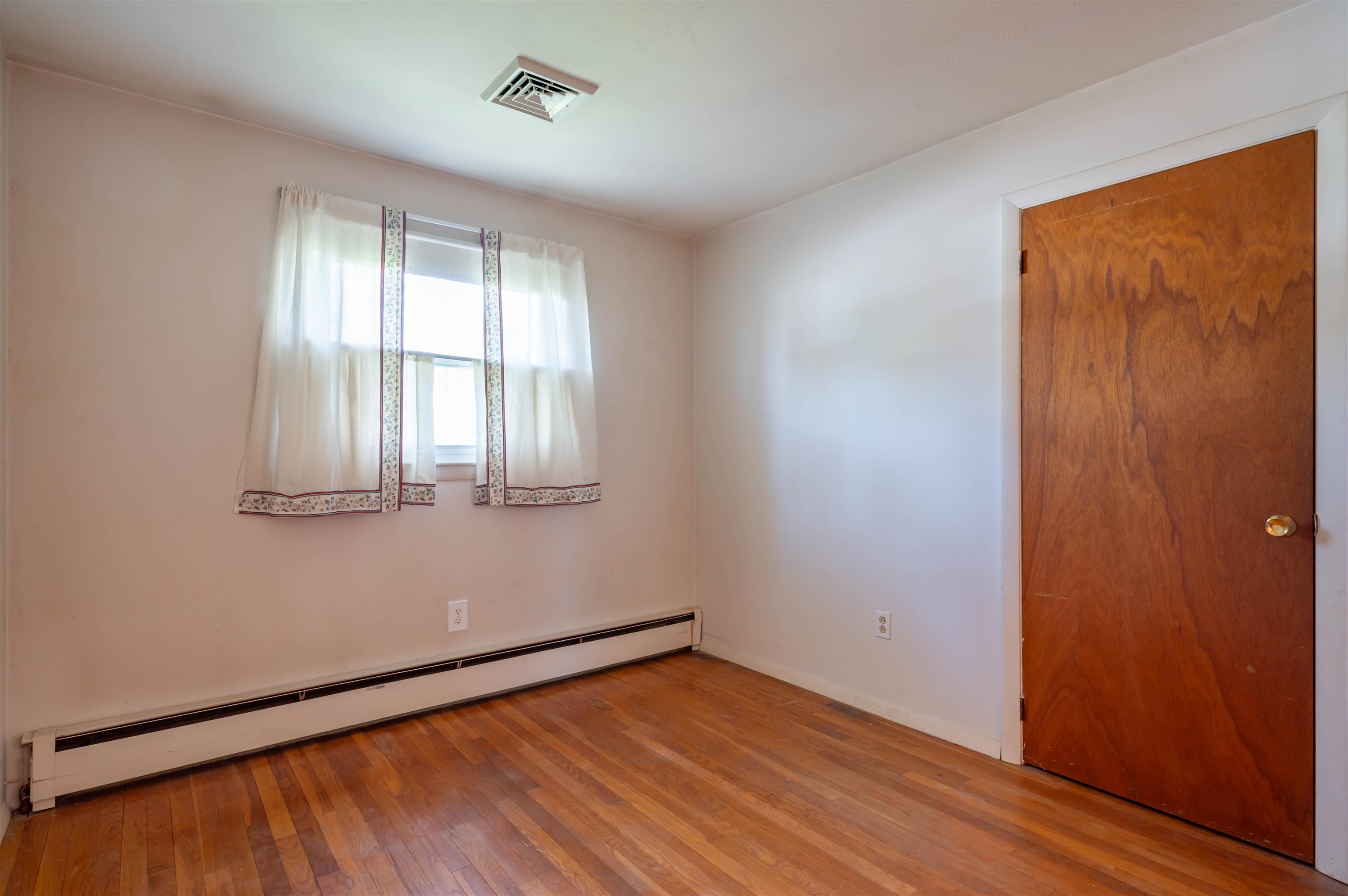 3 Derby Circle Nashua, NH 03062 - Photo 15 of 44