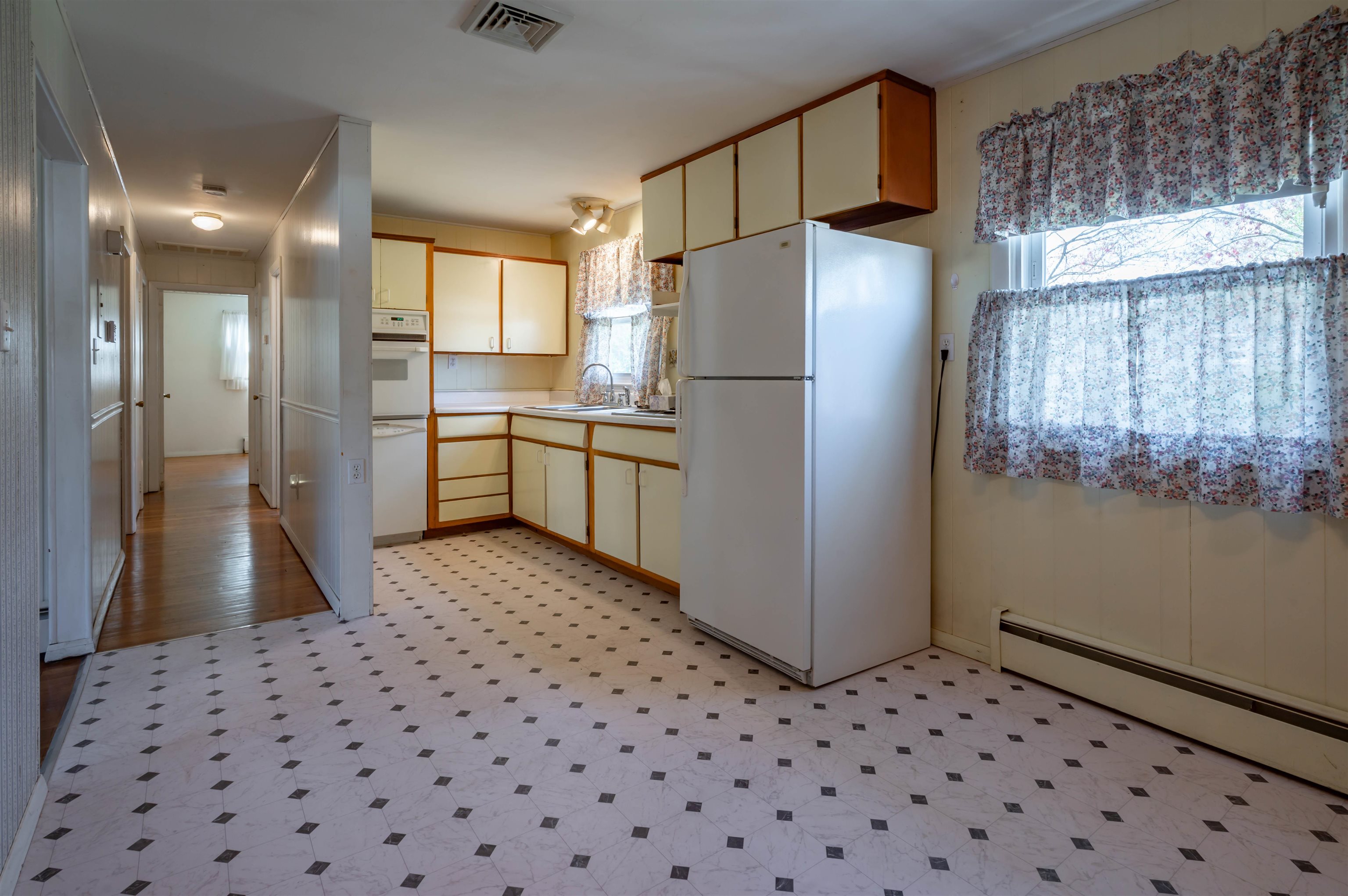 3 Derby Circle Nashua, NH 03062 - Photo 3 of 44