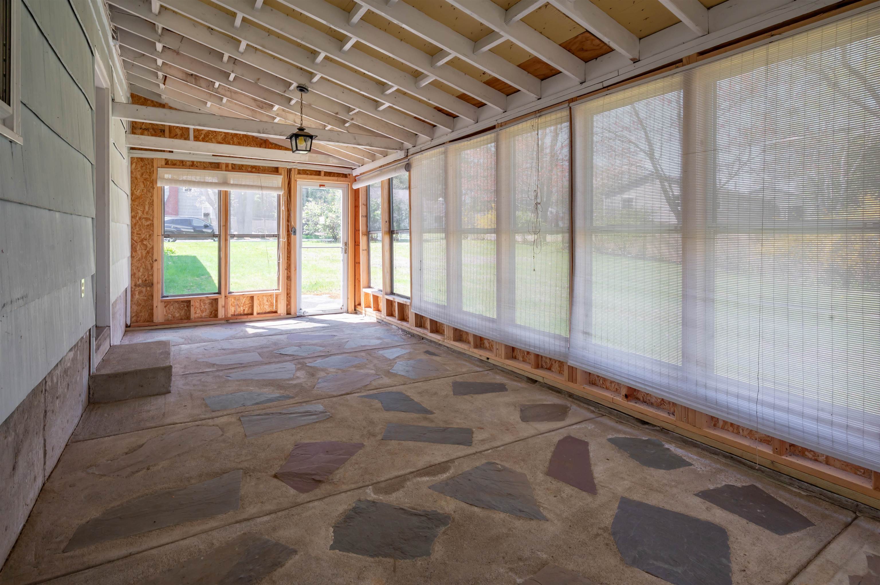 3 Derby Circle Nashua, NH 03062 - Photo 36 of 44
