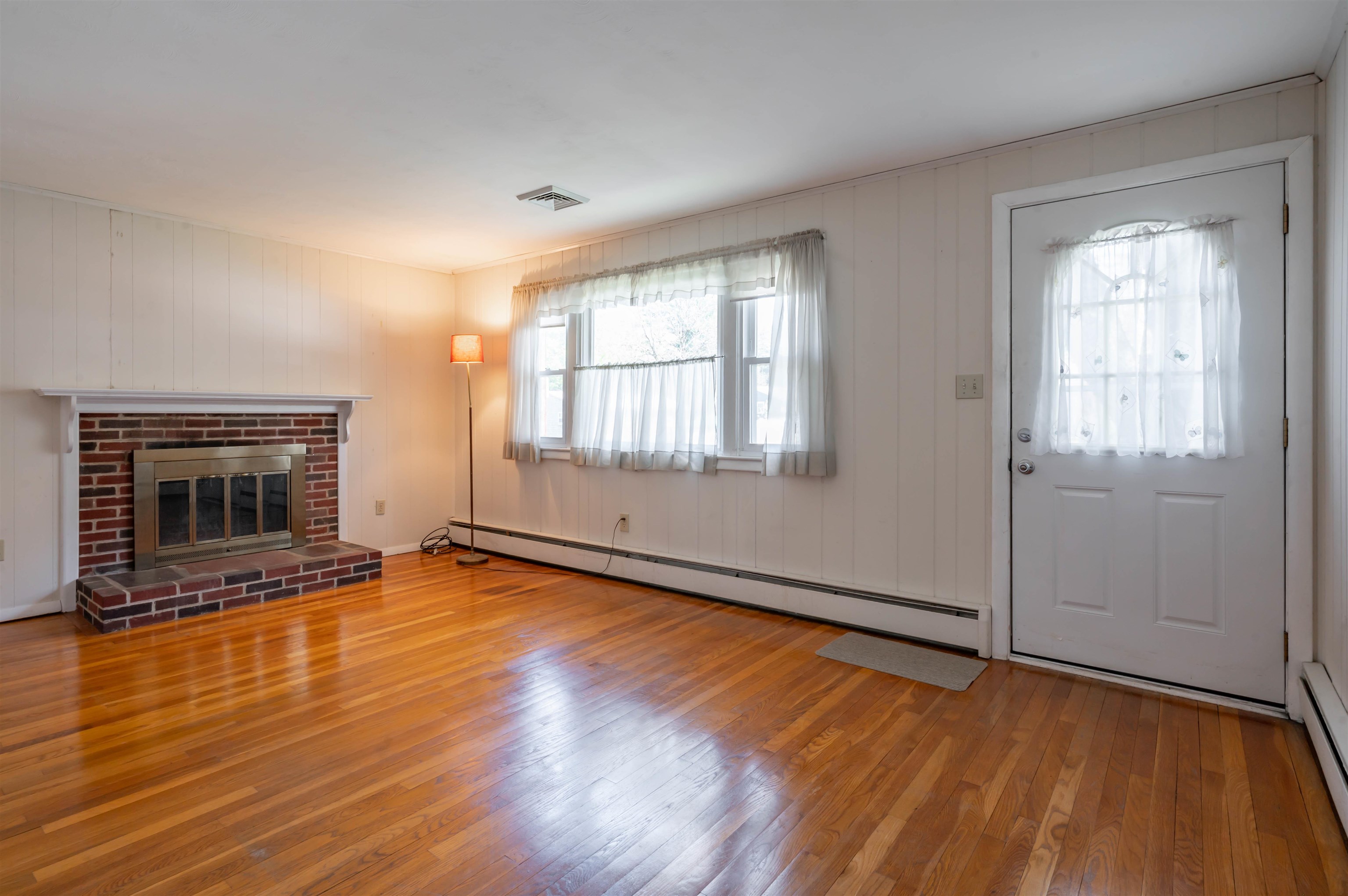 3 Derby Circle Nashua, NH 03062 - Photo 9 of 44