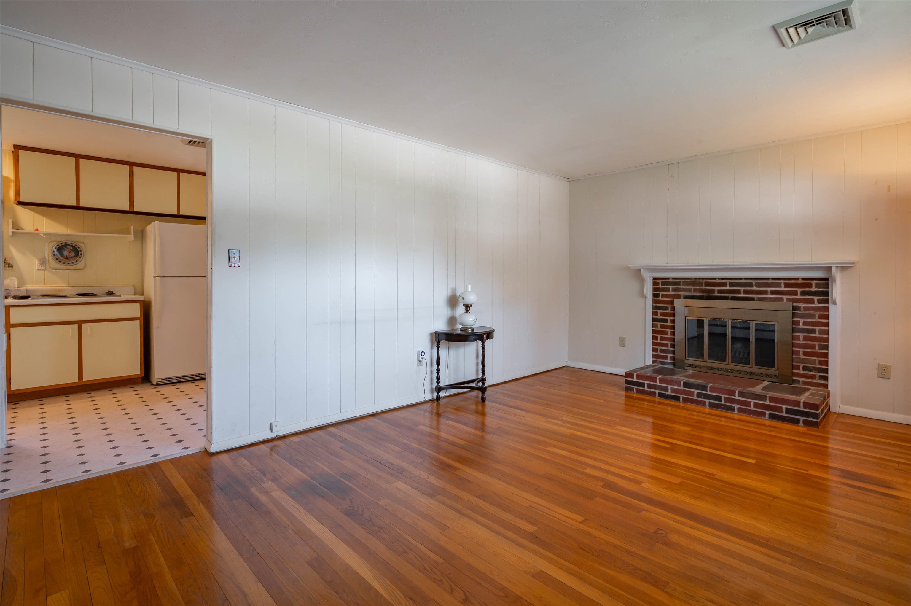 3 Derby Circle Nashua, NH 03062 - Photo 10 of 44