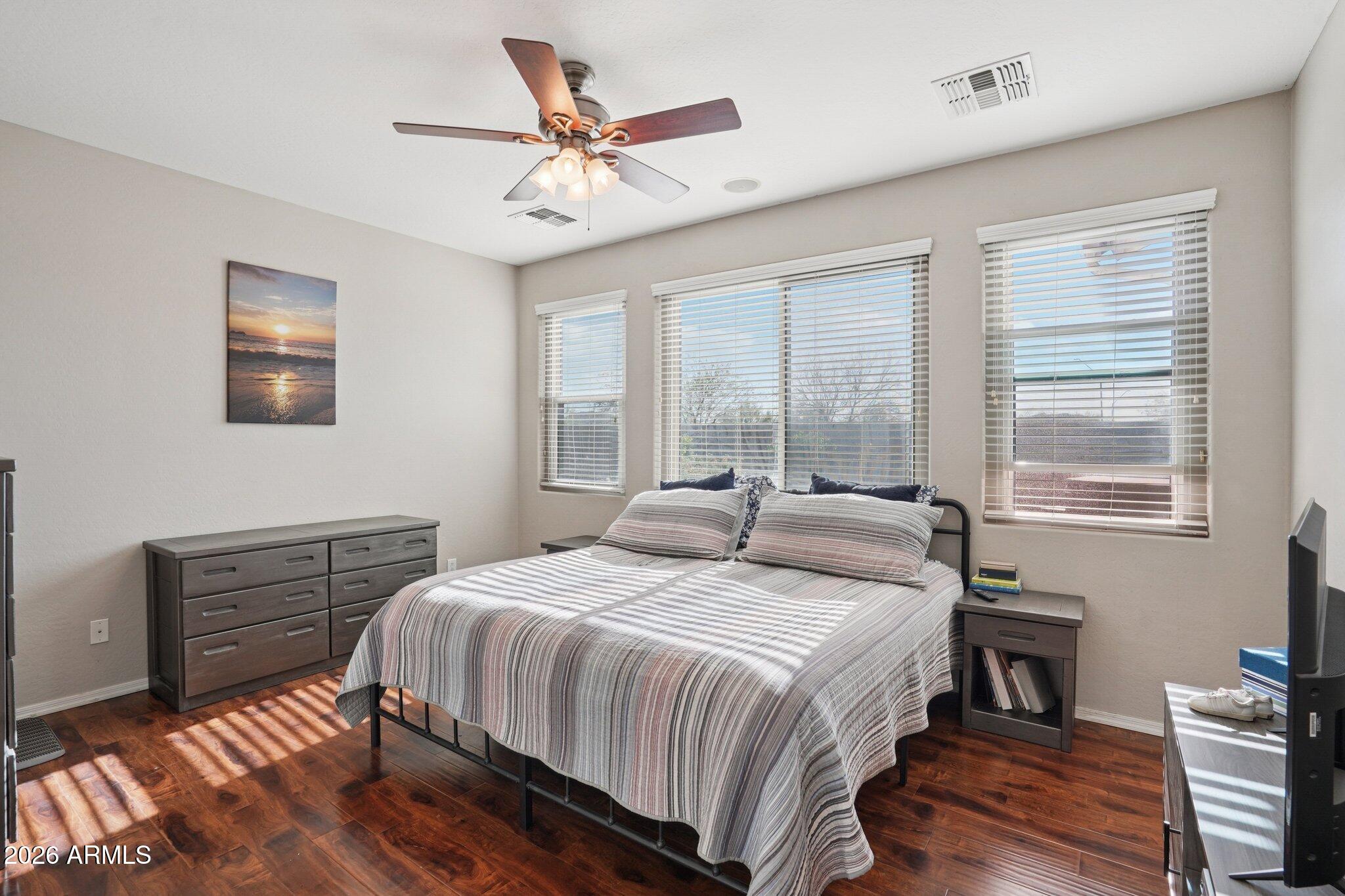 39516 North Noble Hawk Court Phoenix, AZ 85086 - Photo 22 of 62 27-web-or-mls-N Noble Hawk Ct-S0502-025