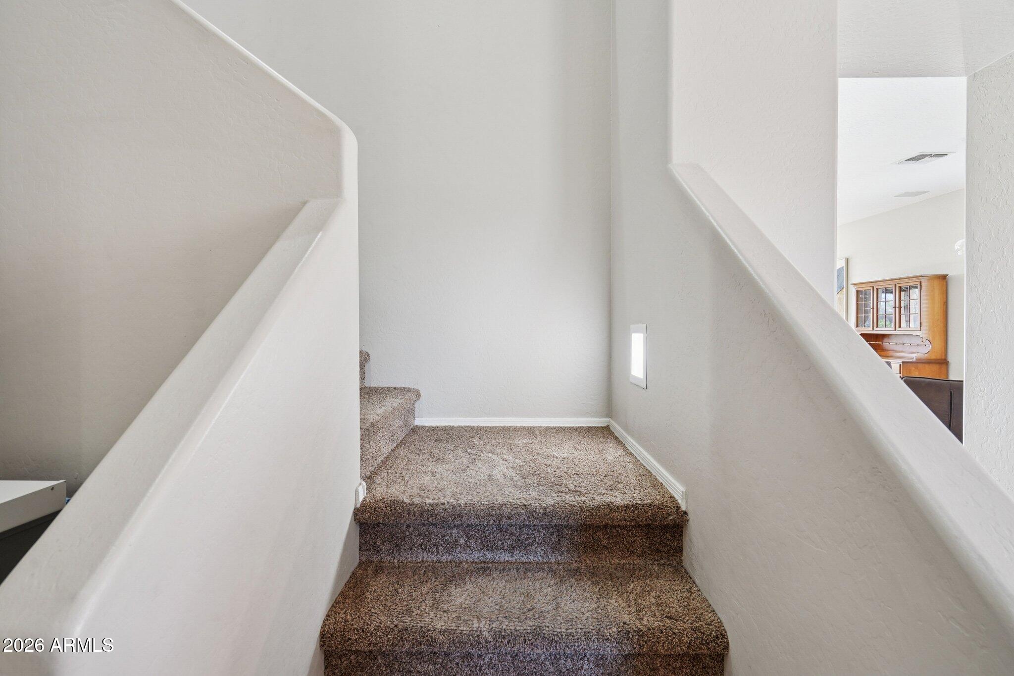 39516 North Noble Hawk Court Phoenix, AZ 85086 - Photo 26 of 62 26-web-or-mls-N Noble Hawk Ct-S0502-024