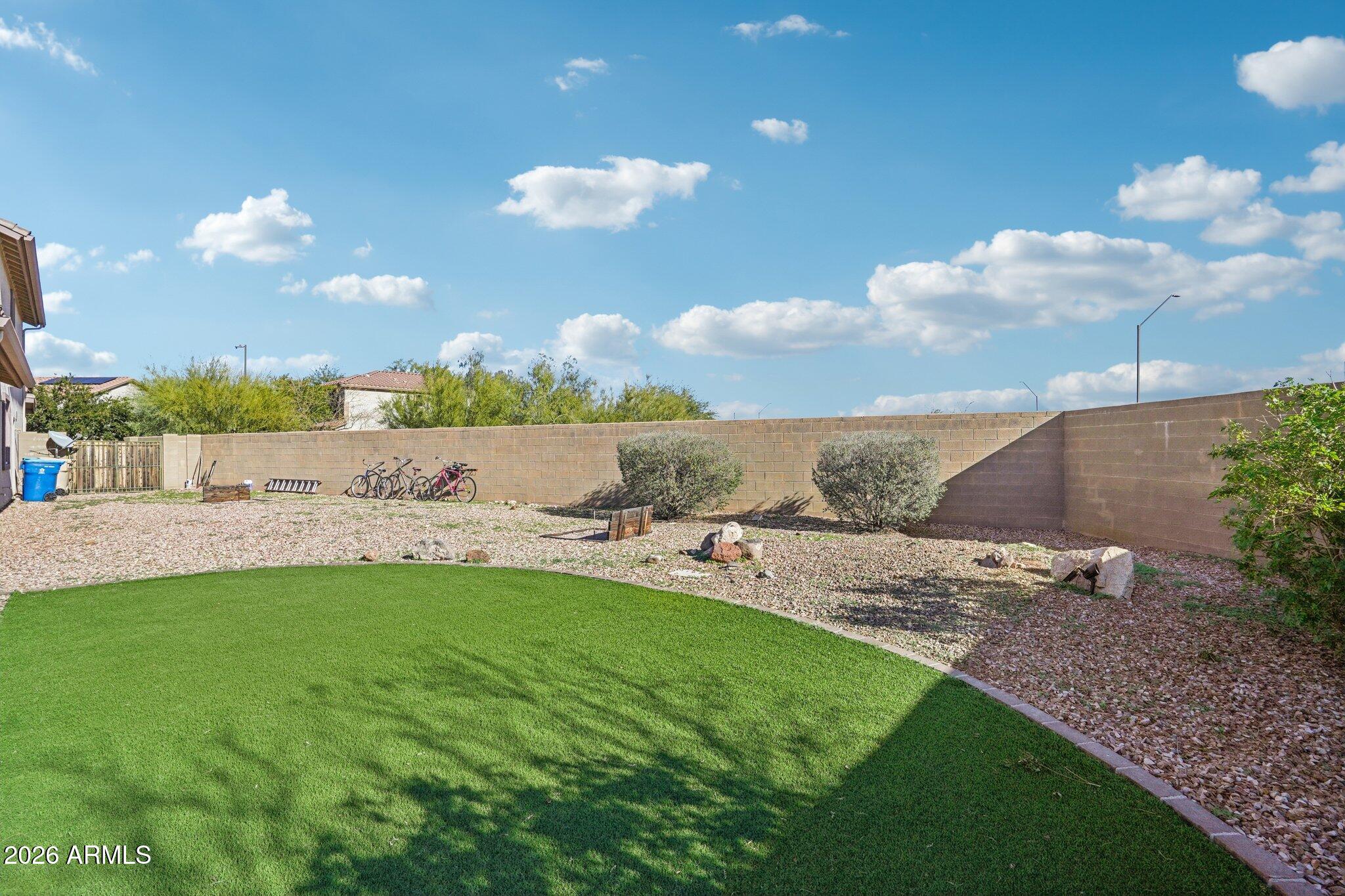 39516 North Noble Hawk Court Phoenix, AZ 85086 - Photo 39 of 62 38-web-or-mls-N Noble Hawk Ct-S0502-036