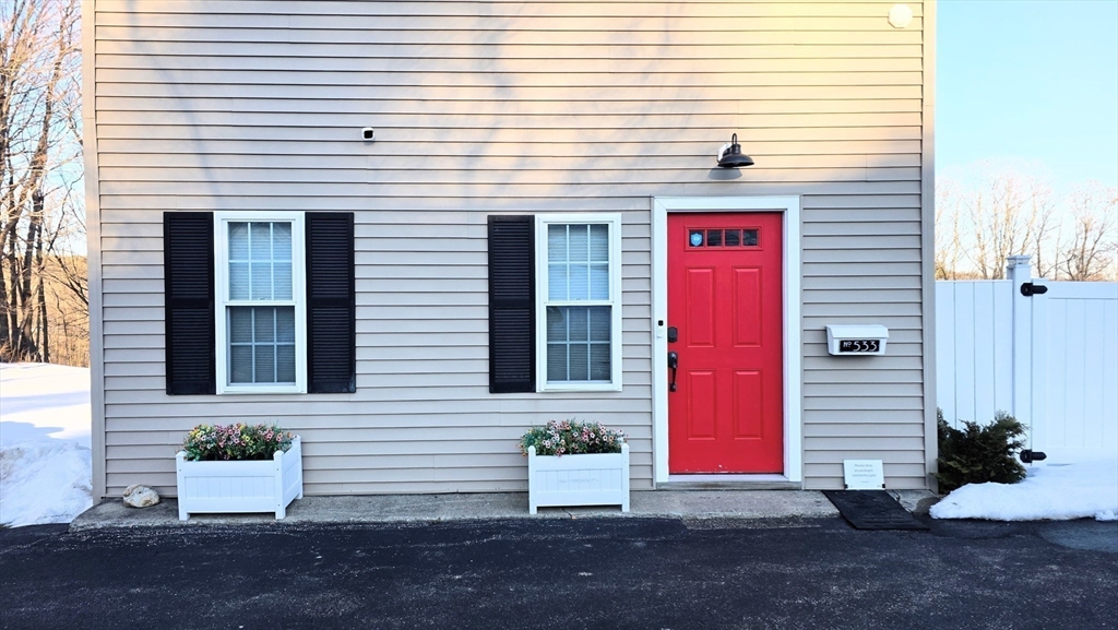 533 Prospect Street West Boylston, MA 01583 - Photo 3 of 40