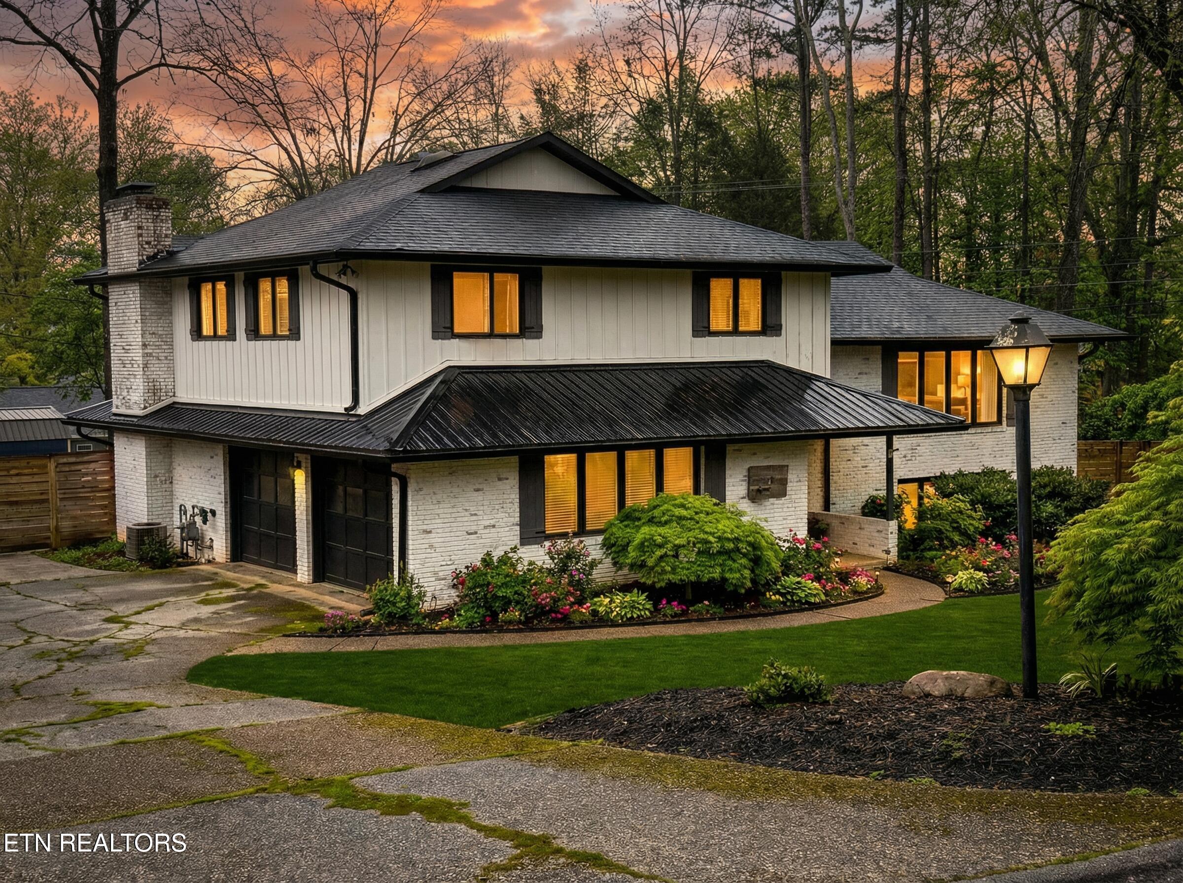 7947 Cranley Road Powell, TN 37849 - Photo 2 of 34 2