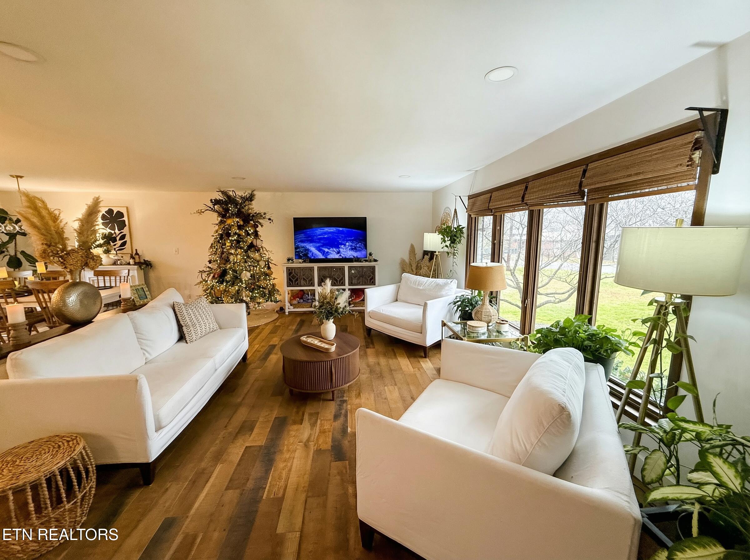 7947 Cranley Road Powell, TN 37849 - Photo 5 of 34 O