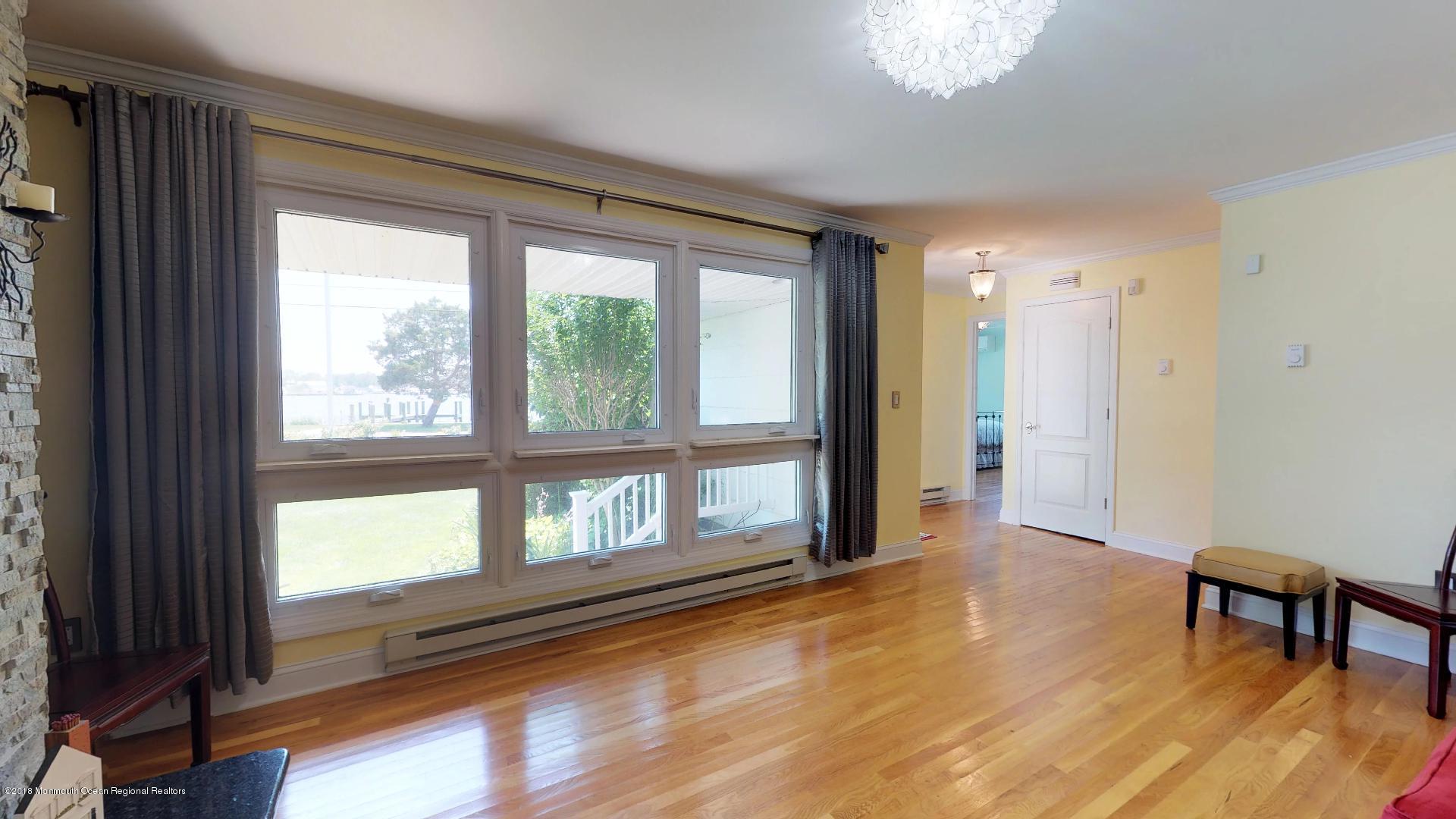 183 Harbor Inn Road Bayville, NJ 08721 - Photo 11 of 44 UQRfhadD8mk - 07.03.2018_10.11.43
