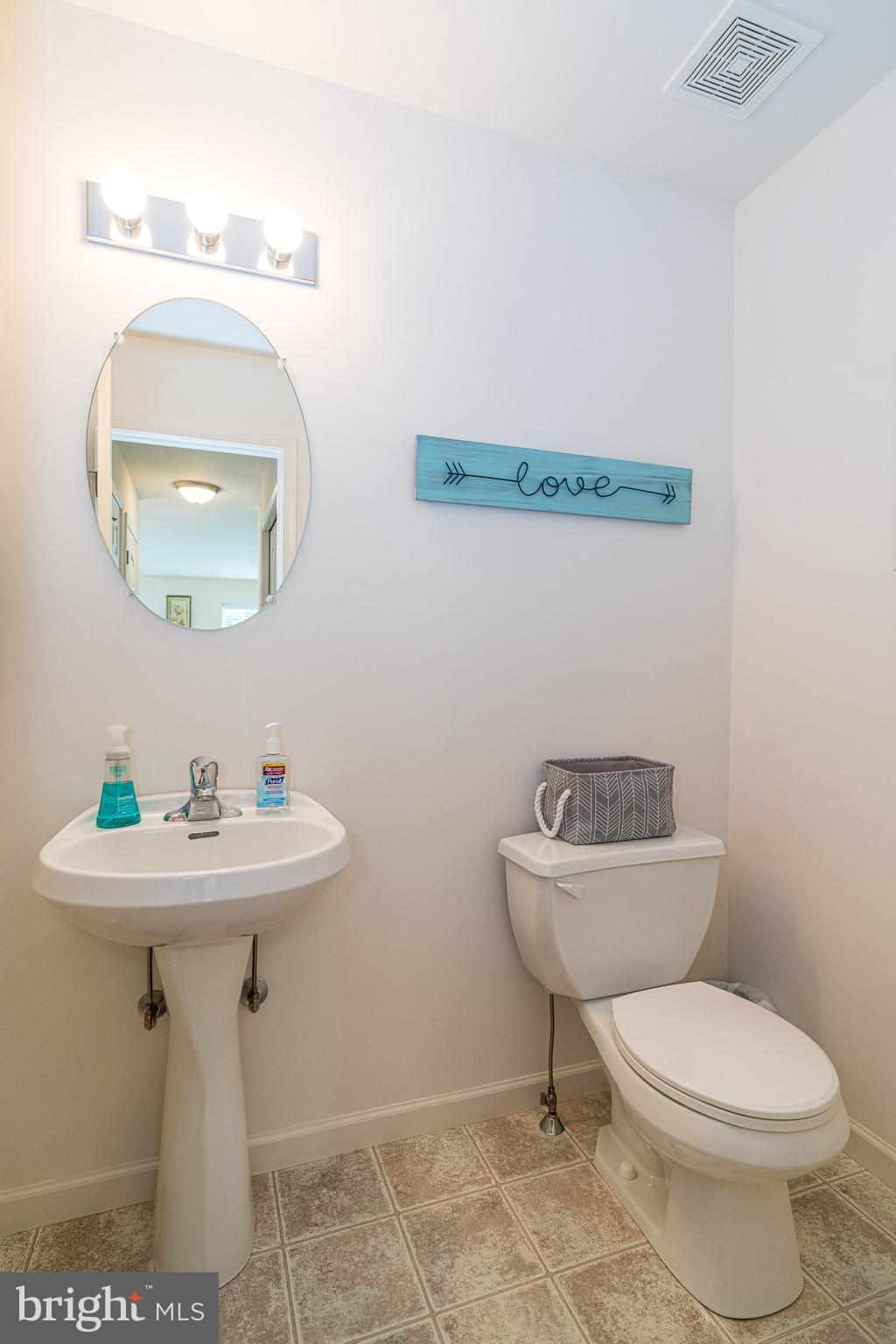 15 Hurst Boulevard Lititz, PA 17543 - Photo 16 of 32 First floor Half Bath