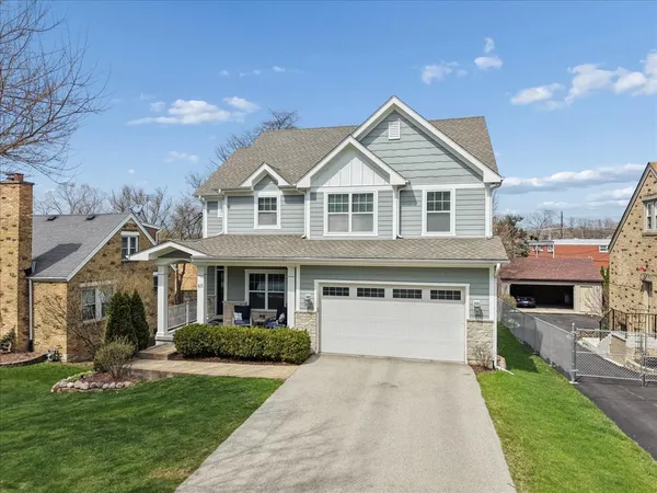 $799,000 | 811 Michigan Street, Wheaton, IL 60187