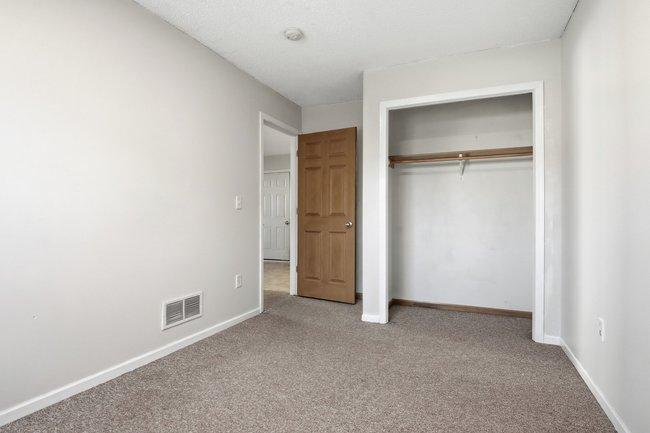 300 Cedar Street, Unit 15 Baldwin, WI 54002 - Photo 14 of 18