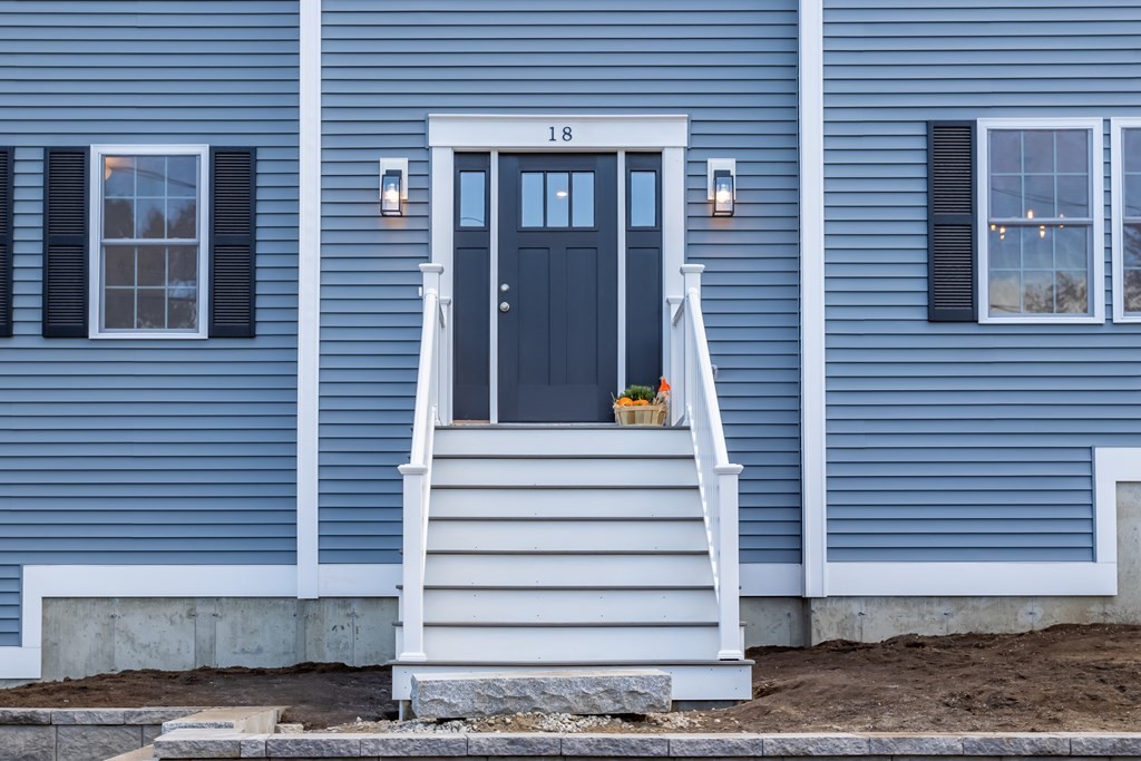 18 McDonald Road Wilmington, MA 01887 - Photo 3 of 26 Gallery Image 3