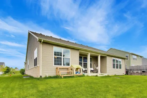 $425,000 | 14831 Whitney Street, Manhattan, IL 60442