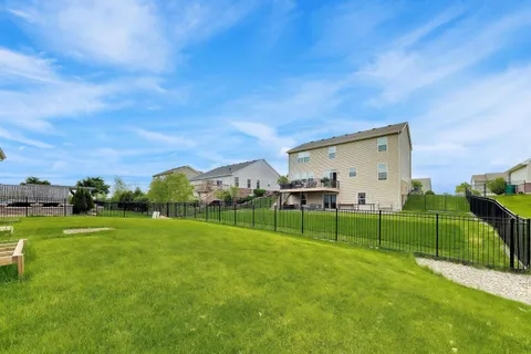$425,000 | 14831 Whitney Street, Manhattan, IL 60442