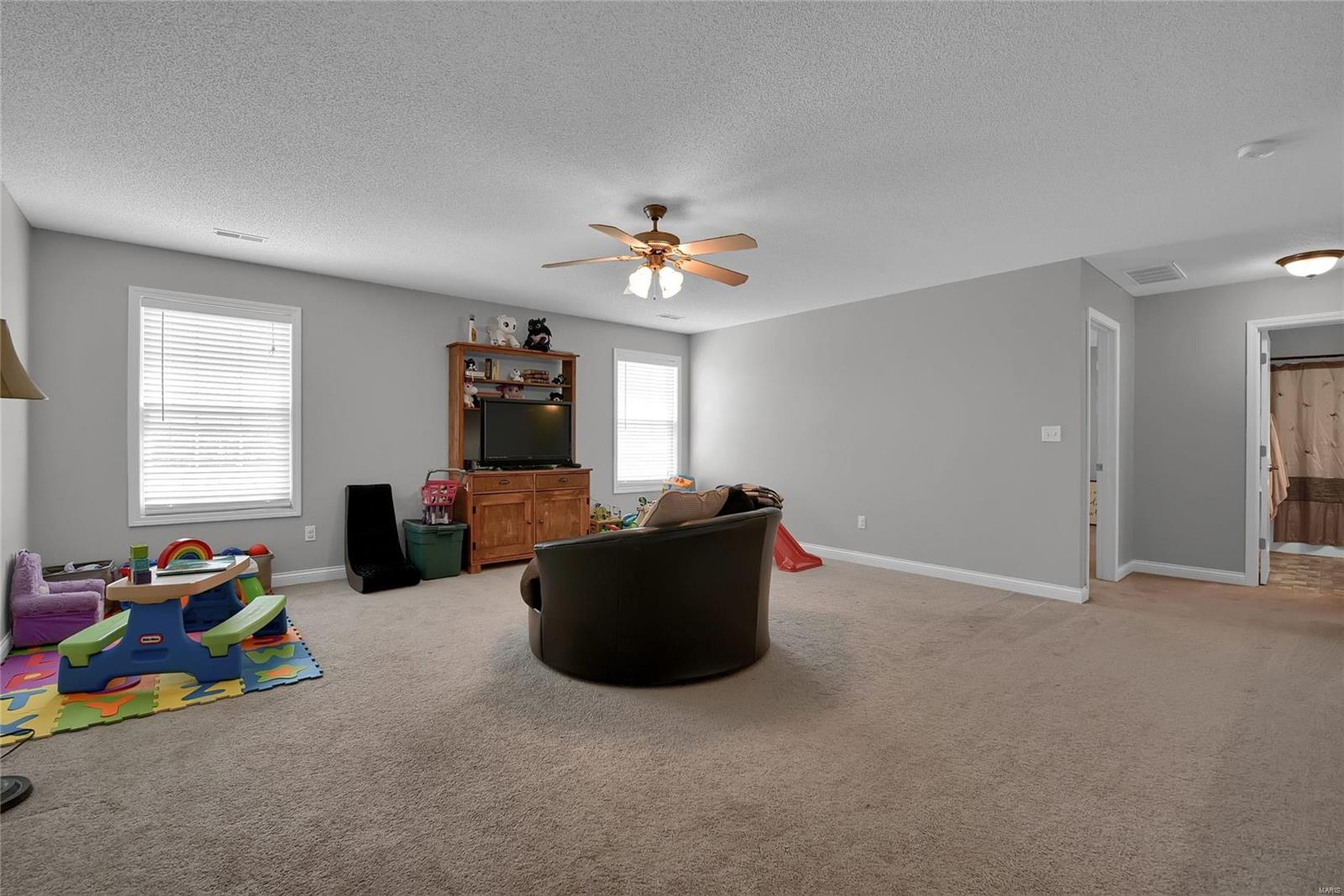 7694 Grove Road Edwardsville, IL 62025 - Photo 18 of 38