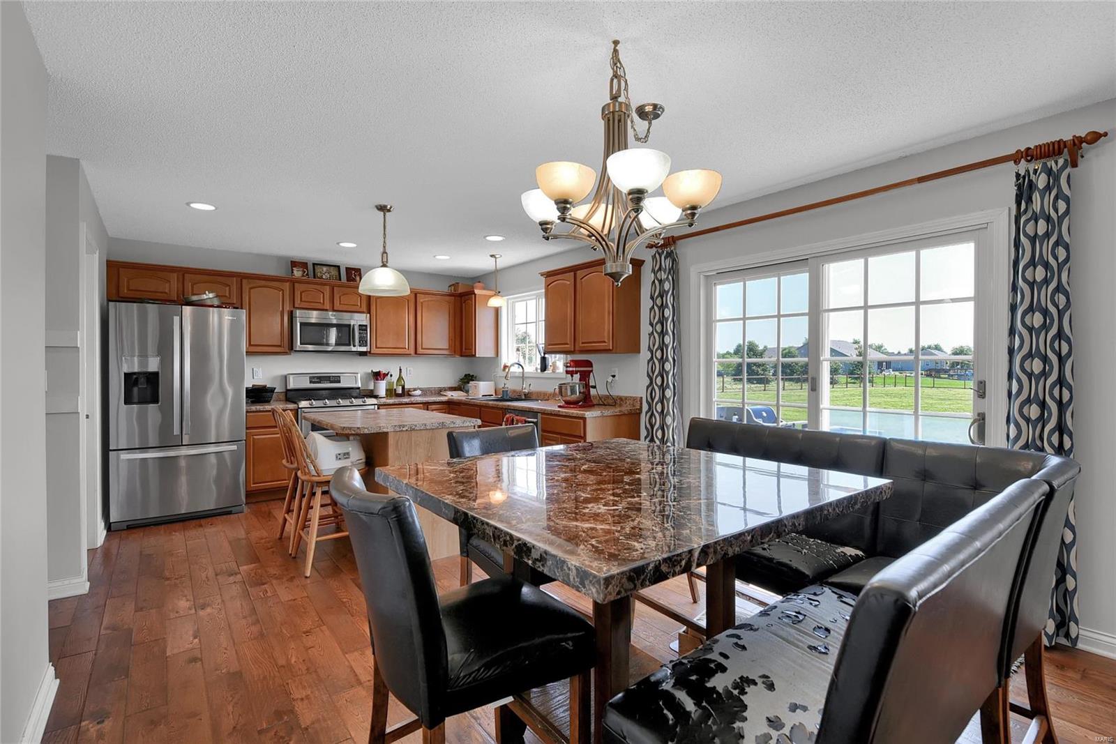 7694 Grove Road Edwardsville, IL 62025 - Photo 7 of 38