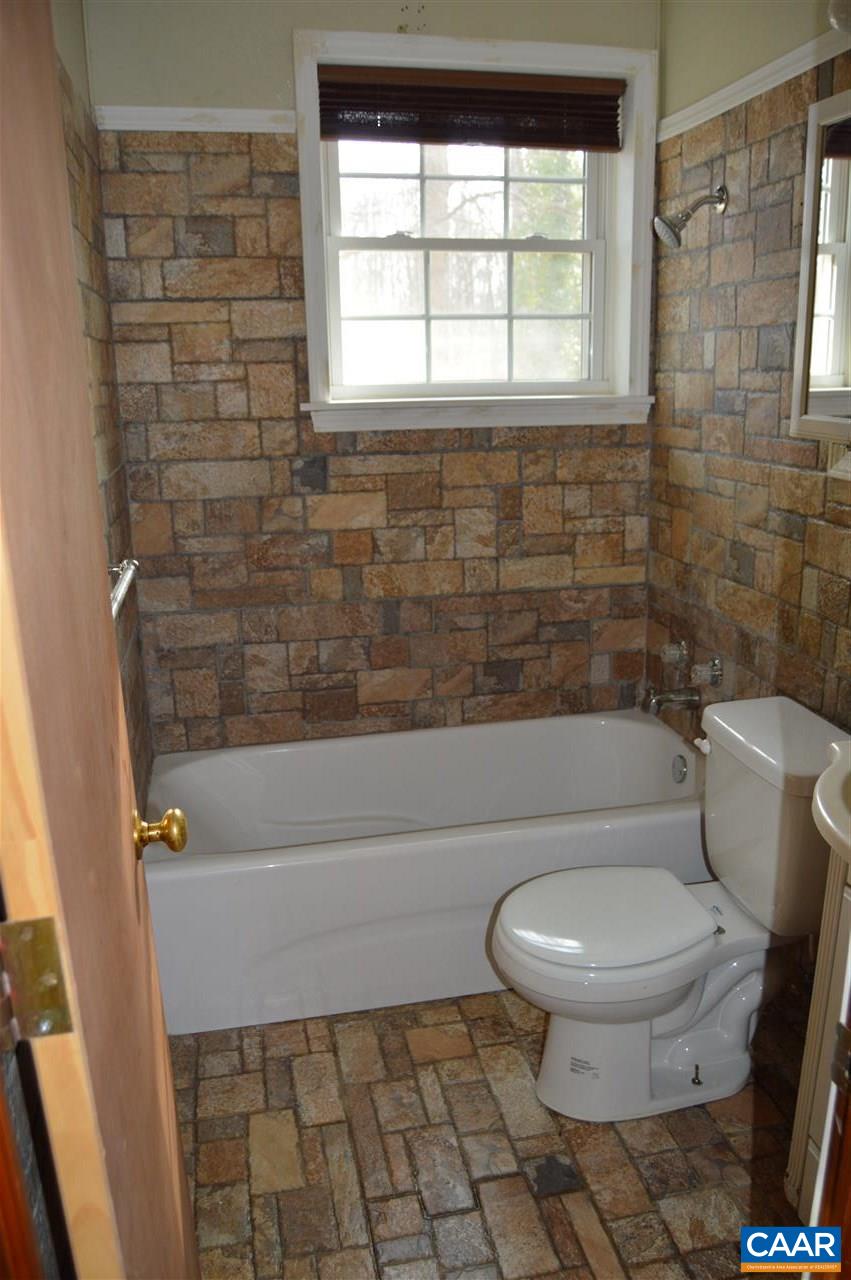 1703 Milton Road Charlottesville, VA 22902 - Photo 20 of 23 Gallery Image 20