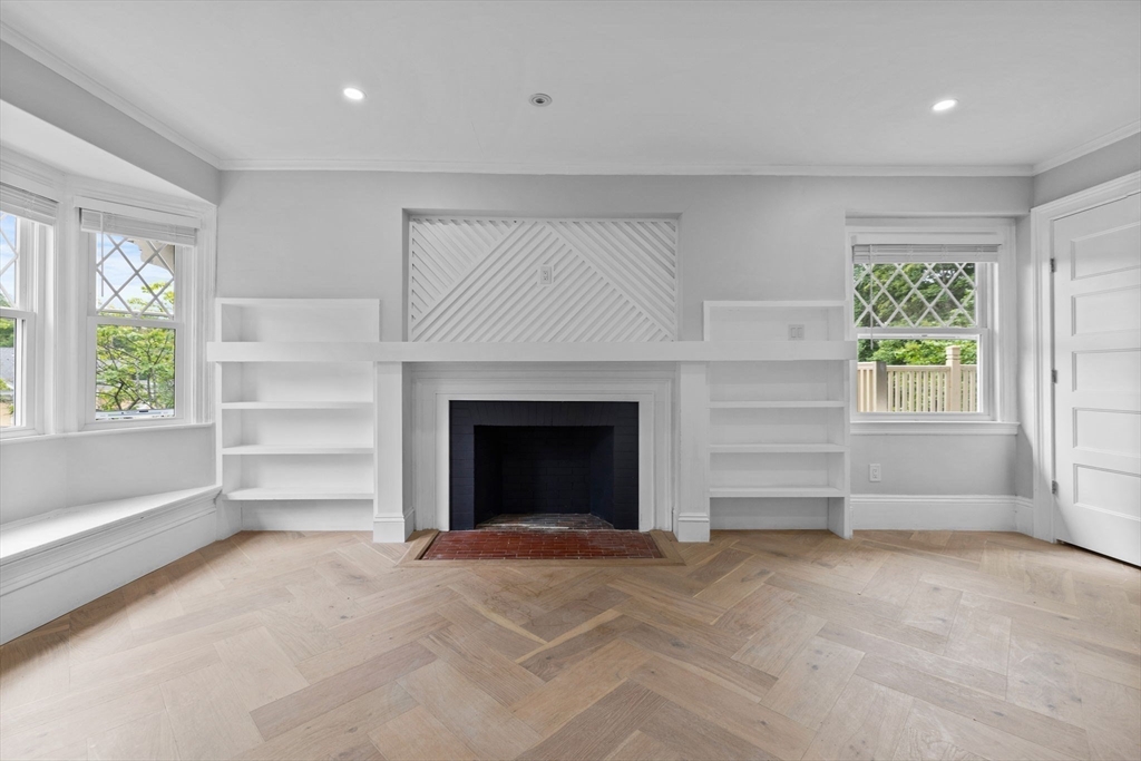 476 Heath Street Brookline, MA 02467 - Photo 18 of 39