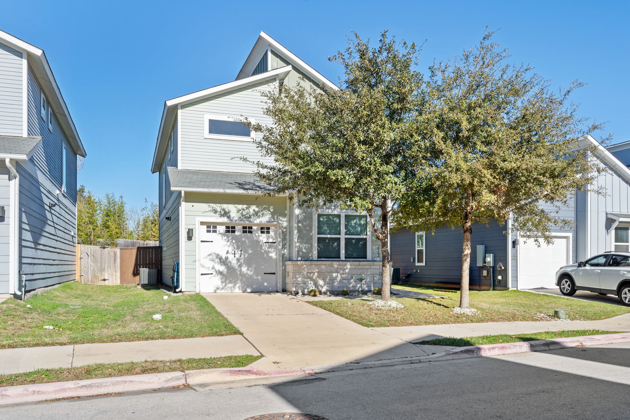 212 Verrado Path Austin, TX 78745 - Photo 3 of 39 Gallery Image 3