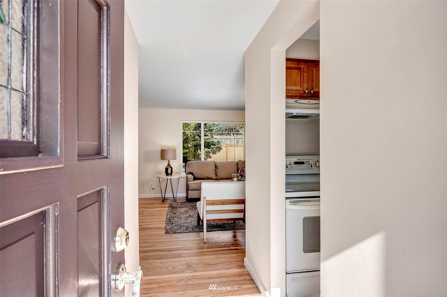 17931 91st Place Northeast Bothell, WA 98011 - Photo 3 of 21 Gallery Image 3