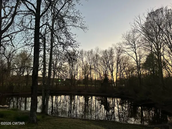 $295,000 | 98 Fox Pond Cove, Jackson, TN 38305