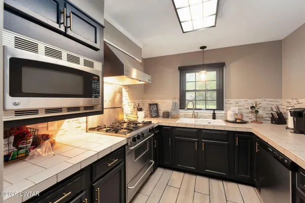 $295,000 | 98 Fox Pond Cove, Jackson, TN 38305