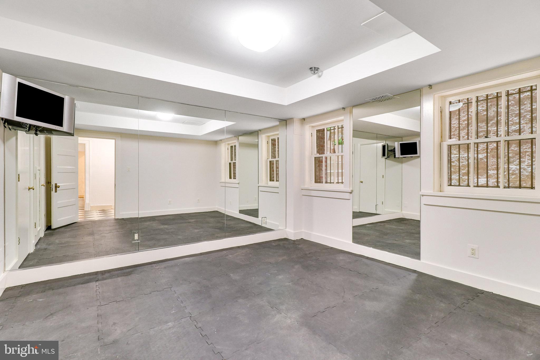 2117 Leroy Place Northwest Washington, DC 20008 - Photo 76 of 81