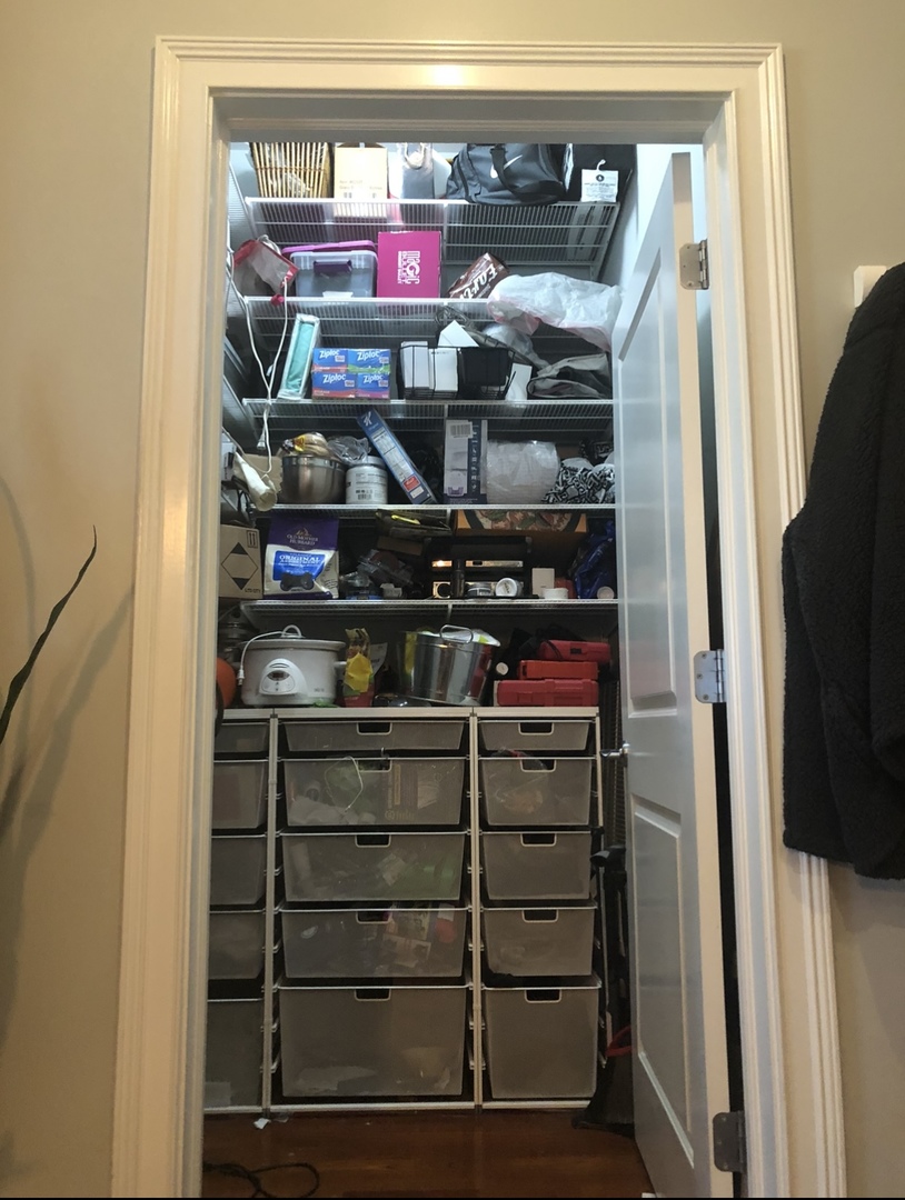 3300 West Irving Park Road, Unit H5 Chicago, IL 60618 - Photo 20 of 21 a room with storage and utility