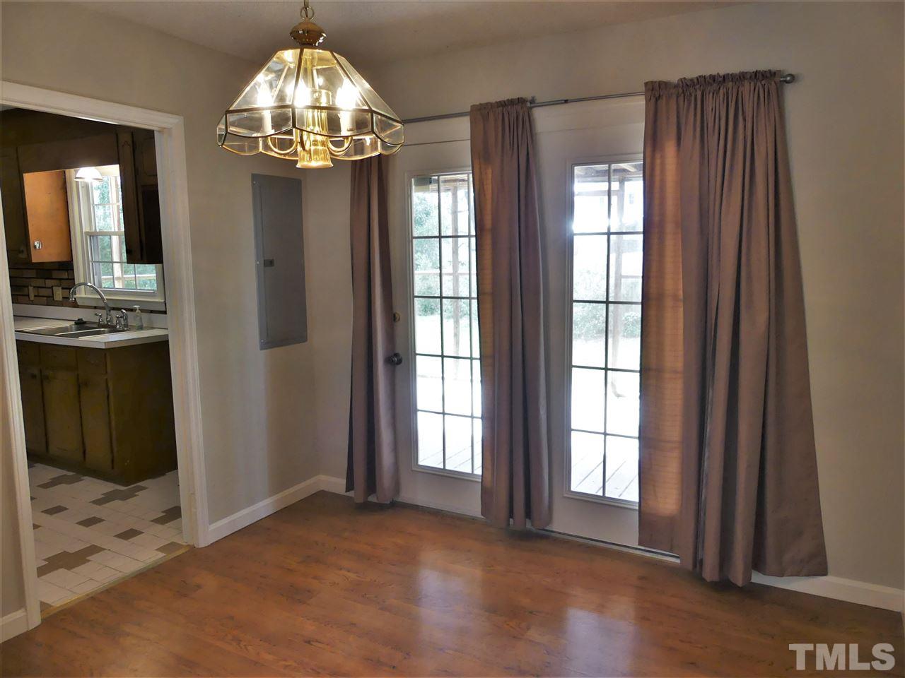4601 Paisley Court Raleigh, NC 27604 - Photo 8 of 28 Gallery Image 8