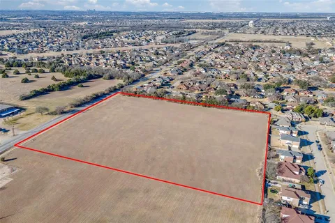 $1,400,000 | 221 West Parkerville Road, DeSoto, TX 75115