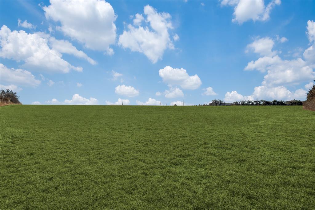 221 West Parkerville Road DeSoto, TX 75115 - Photo 8 of 13 a view of yard and ocean