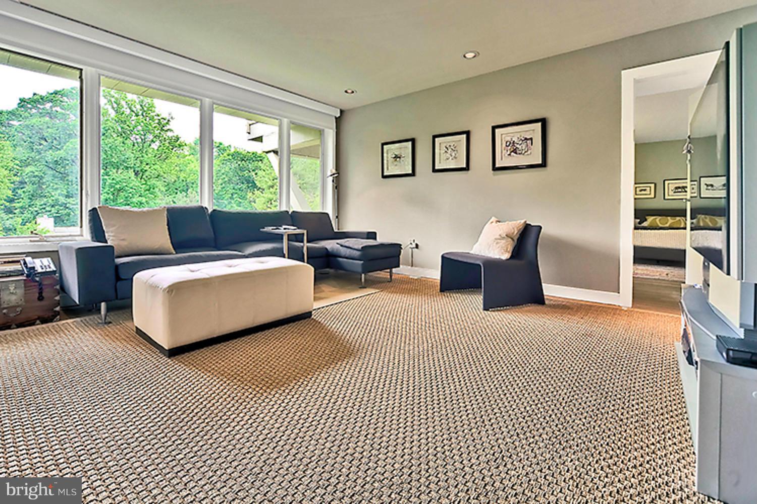 2814 Upton Street Northwest Washington, DC 20008 - Photo 18 of 30 Family Room