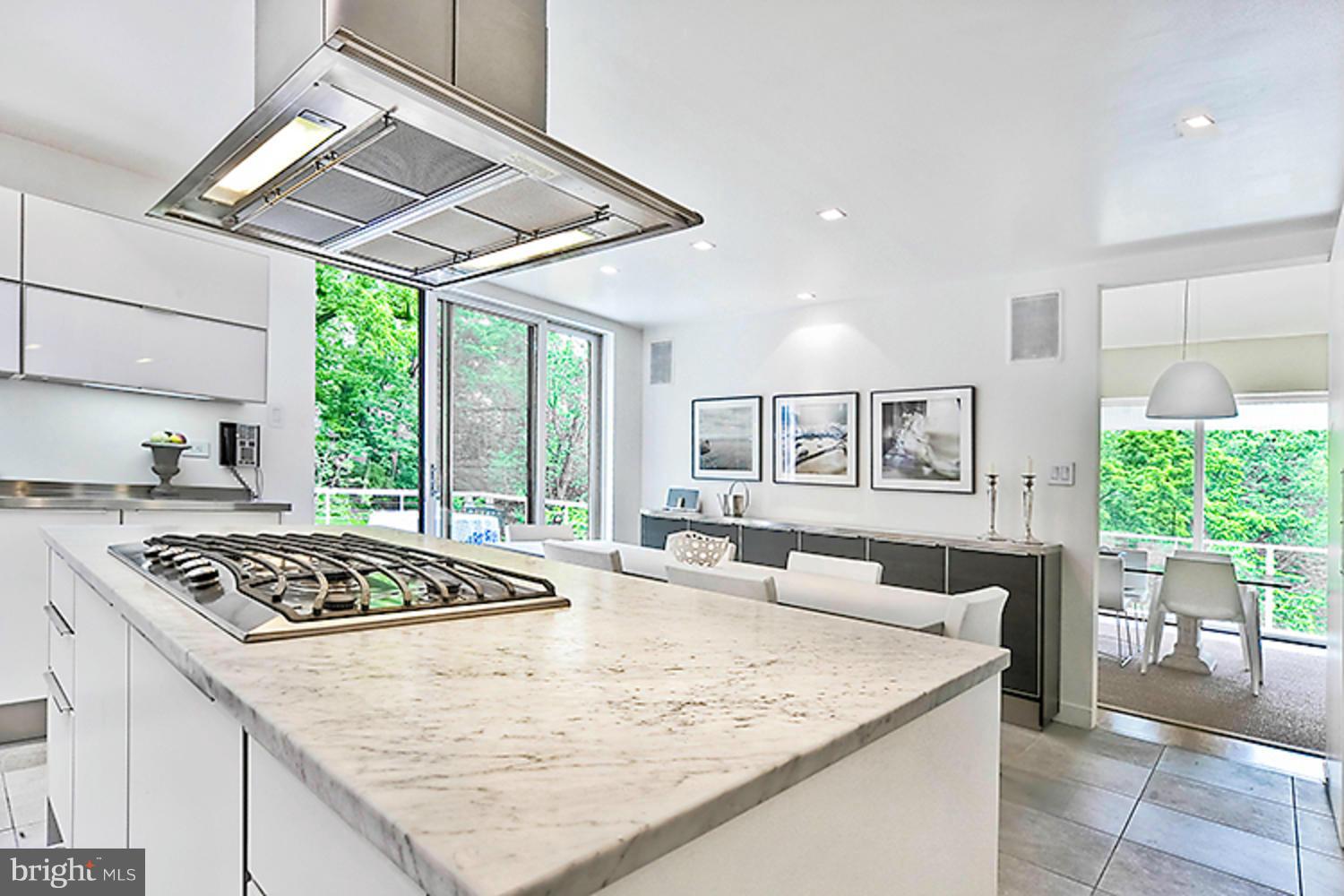 2814 Upton Street Northwest Washington, DC 20008 - Photo 9 of 30 Kitchen