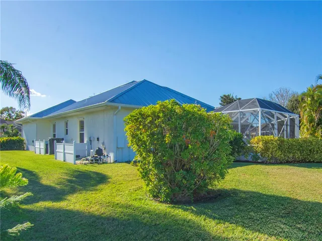 $599,000 | 6450 35th Lane, Vero Beach, FL 32966